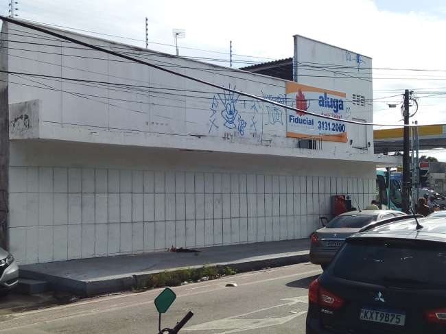 AV. PROFESSOR GOMES DE MATOS, 1157 1163, 1165 E SÁTIRO DIAS, 239