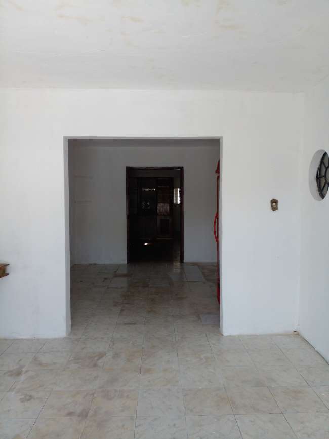 R. JOAO PAULINO BARROS LEAL, 2112