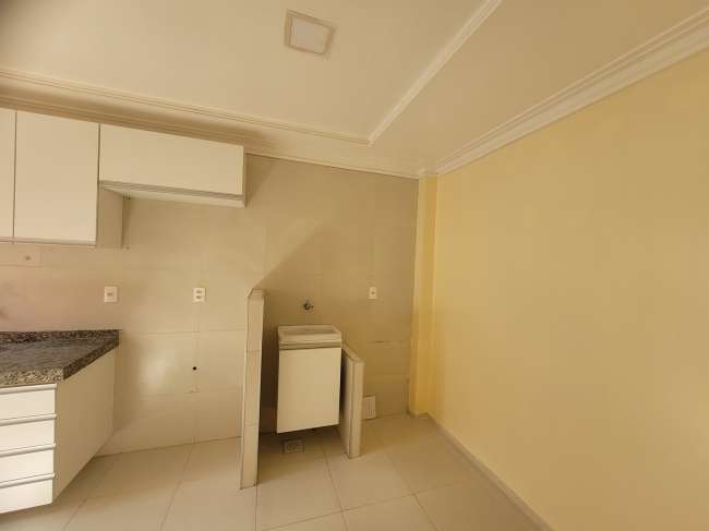 R. GENERAL SILVA JUNIOR, 247 APT 04 TÉRREO PAVIMENTO SEM GARAGEM