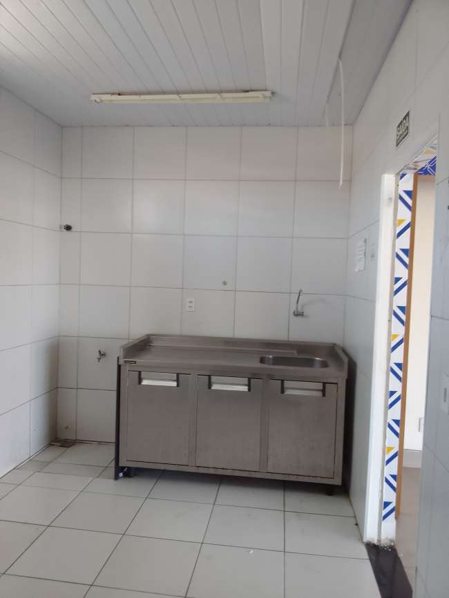 R. MARIA BASTOS, 77 LOJA CONVENIENCIA