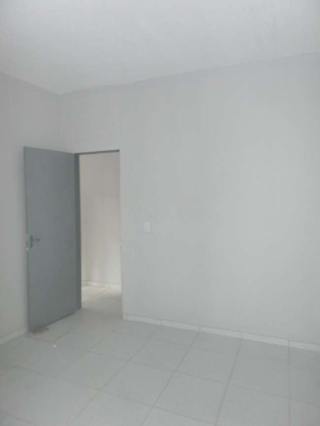 R. ARISTIDES BARRETO NETO, 81 A – ALTOS     ( ENEL CASA C Nº 56637127 )