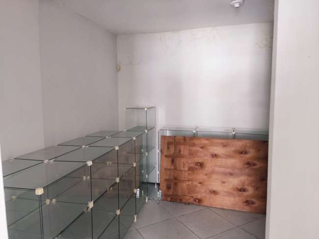 AV. BARAO DE STUDART, 2777 2773