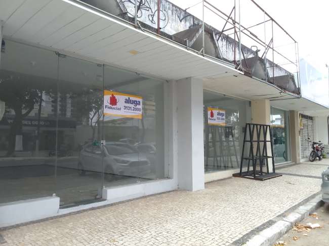 AV. BARAO DE STUDART, 2777 2773