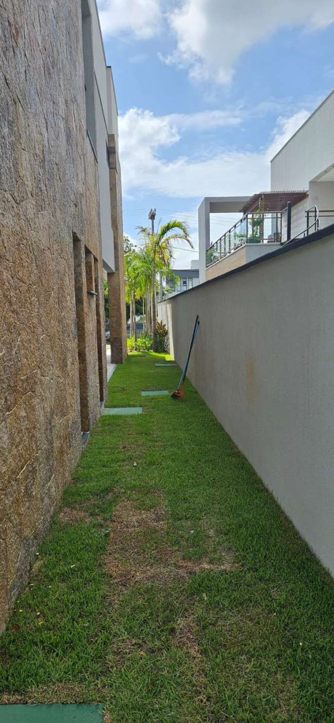 AV. LITORÂNEA, 2040 RUA A1 CASA 08