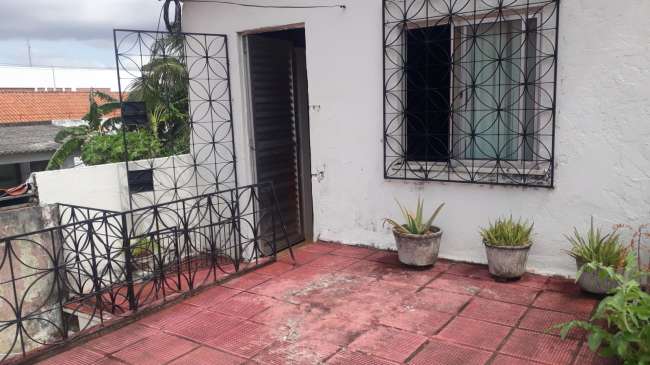 R. AGAPITO DOS SANTOS, 706