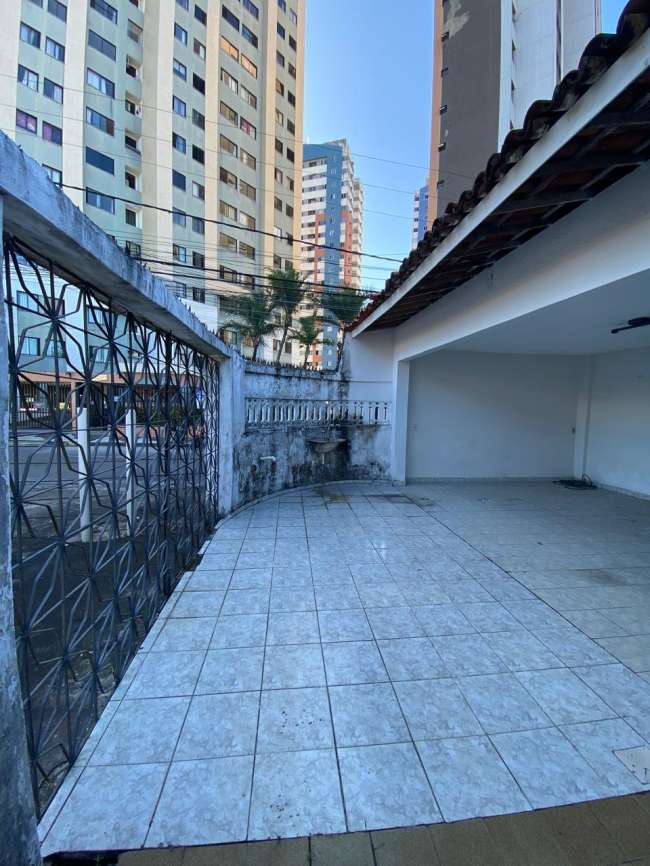 R. INACIO VASCONCELOS, 246 CASA 01