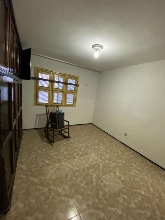 R. INACIO VASCONCELOS, 246 CASA 01