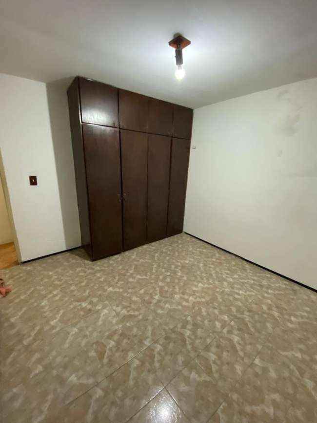 R. INACIO VASCONCELOS, 246 CASA 01
