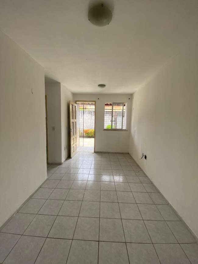 AV. DOS PAROARAS, 115 APTO. 103 BL. 04